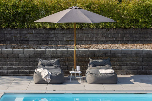 Ombrellone Frida – Ø300 cm grigio con struttura in legno di faggio