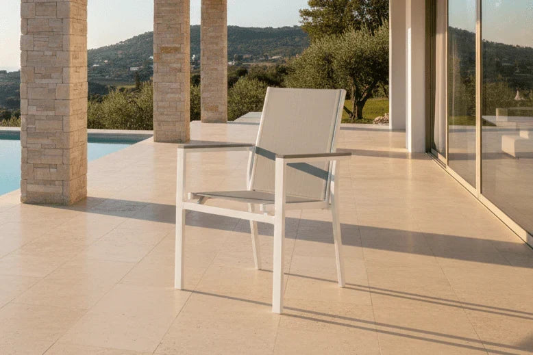 2er Set Gartenstuhl Ina - ein weiß-grauer Stuhl aus Aluminium und Textilene