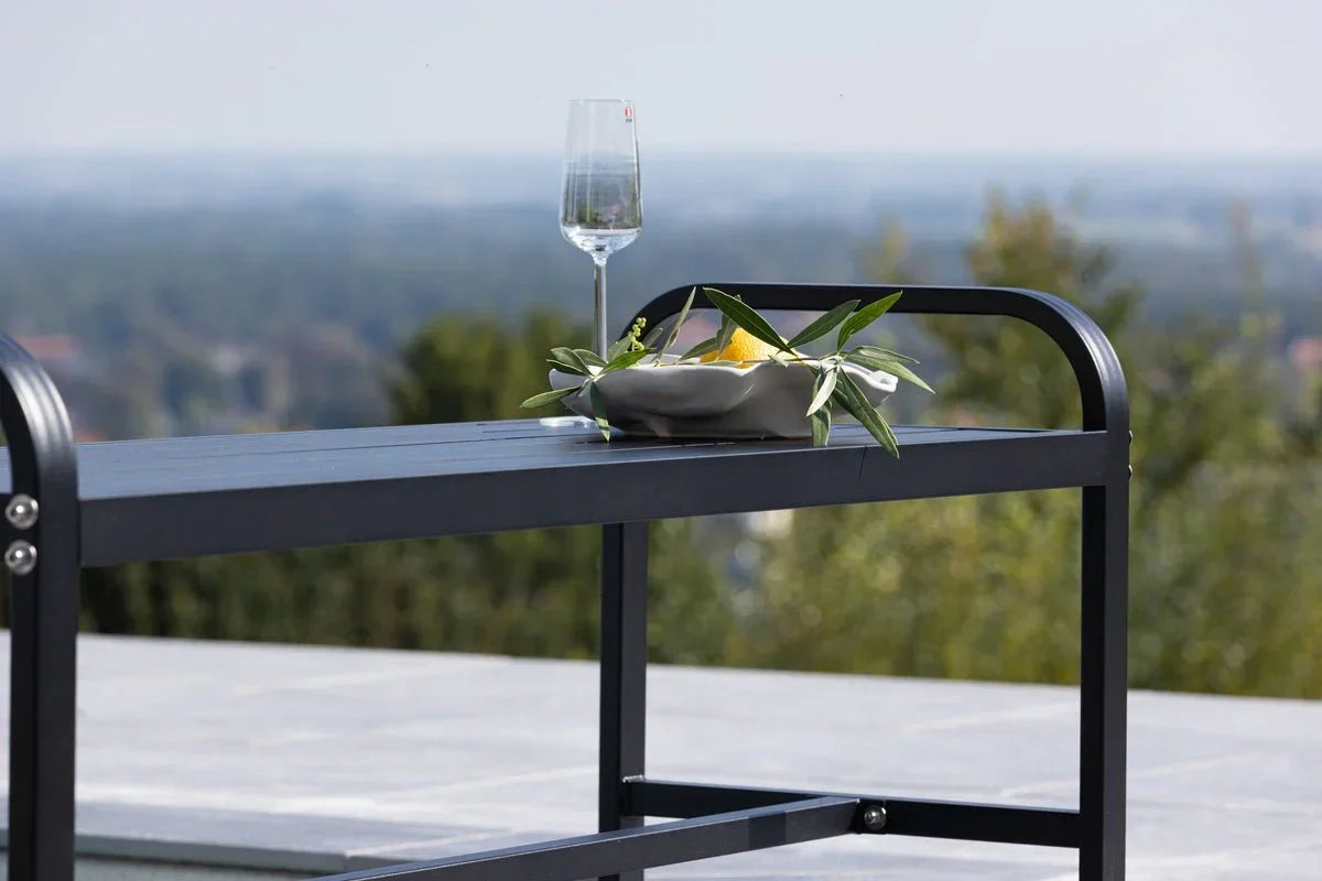 Gartenbank Cäsar - aus robustem, schwarzem Aluminium